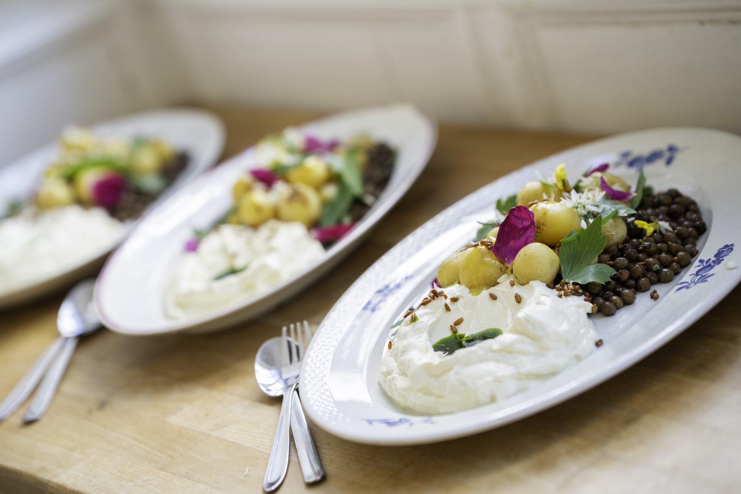 billede af grøn vegetarisk mad